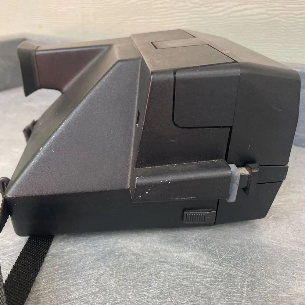 Vintage Polaroid Sun 660 Autofocus 600 Instant Land Camera w/ Strap - Untested